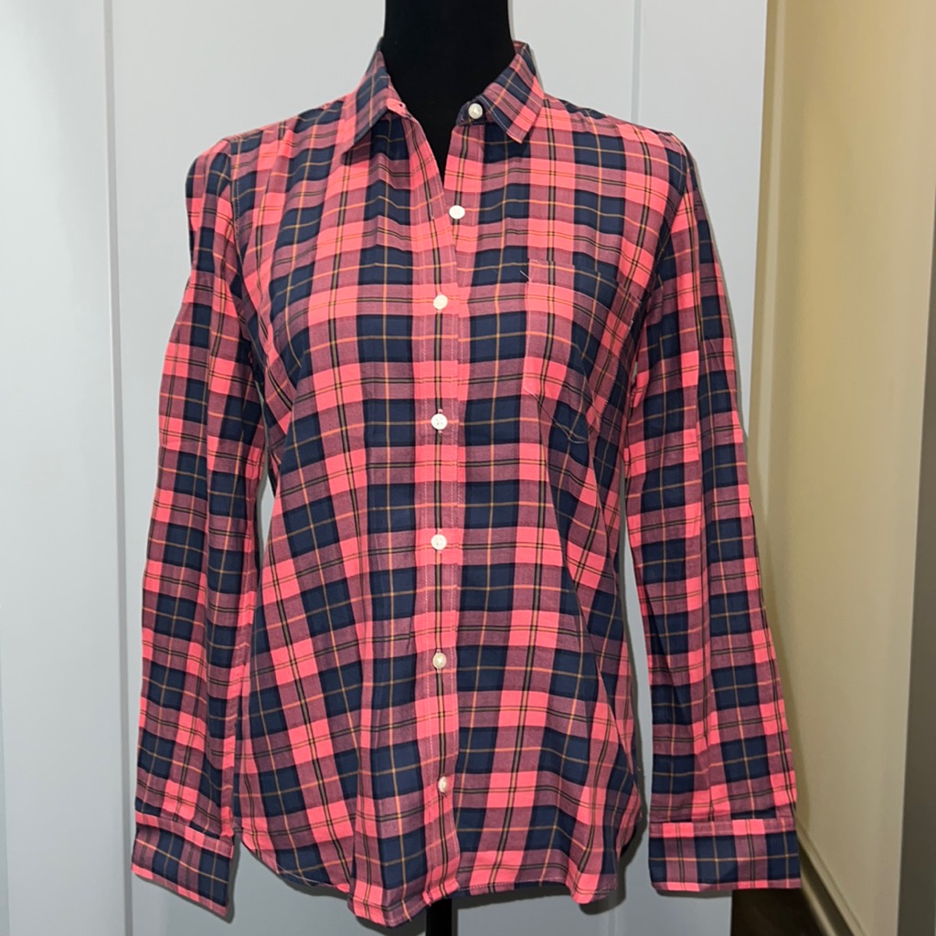 Gap Plaid Button-Down